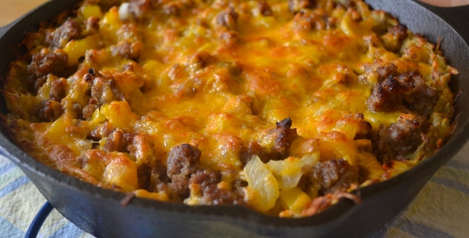 Verns campers Wisconsin cheddar cheese and sausage breakfast hash recipe